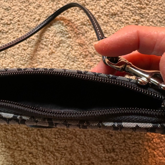 Coach Wristlet - Picture 4 of 4